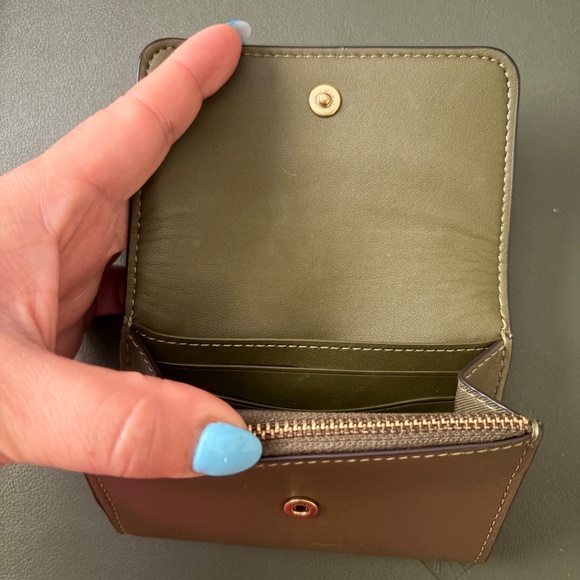Coach Essential Flap Wallet - olive green, gold accents - Picture 3 of 5